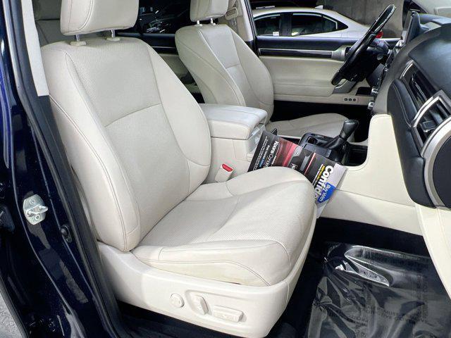 Photo of 2022 Nightfall Mica Lexus GX 460