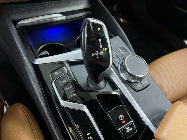 Photo of 2023 Arctic Race Blue Metallic BMW 530