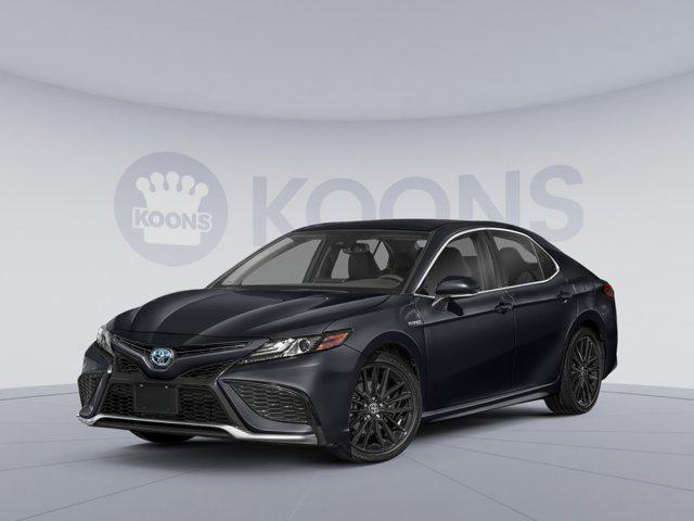 Photo of 2022 Celestial Silver Metallic/Midnight Black Metallic Toyota Camry