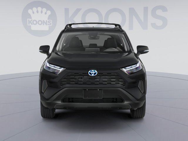 Photo of 2024 Silver Sky Metallic Toyota RAV4 Hybrid