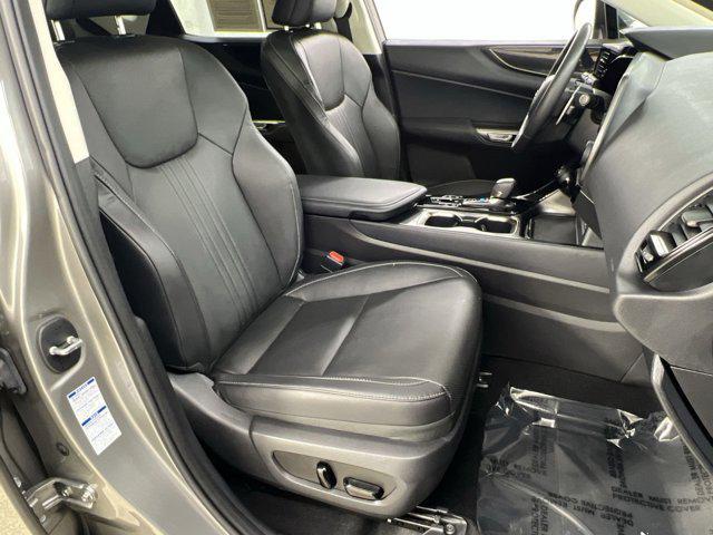 Photo of 2022 Atomic Silver Lexus NX 350
