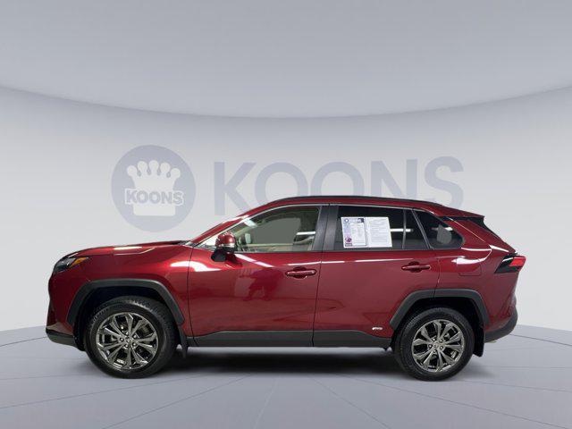 Photo of 2022 Ruby Flare Pearl Toyota RAV4 Hybrid