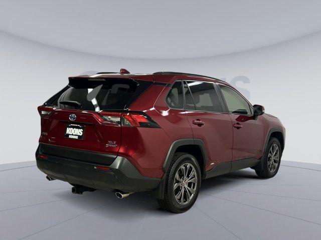 Photo of 2022 Ruby Flare Pearl Toyota RAV4 Hybrid