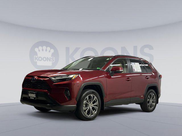 Photo of 2022 Ruby Flare Pearl Toyota RAV4 Hybrid