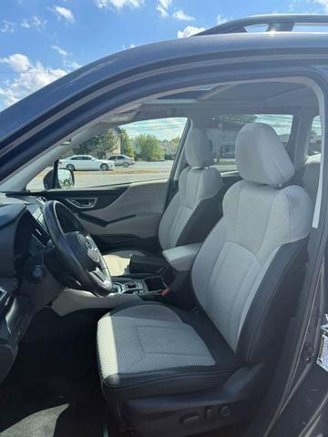 Photo of 2022 Magnetite Gray Metallic Subaru Forester