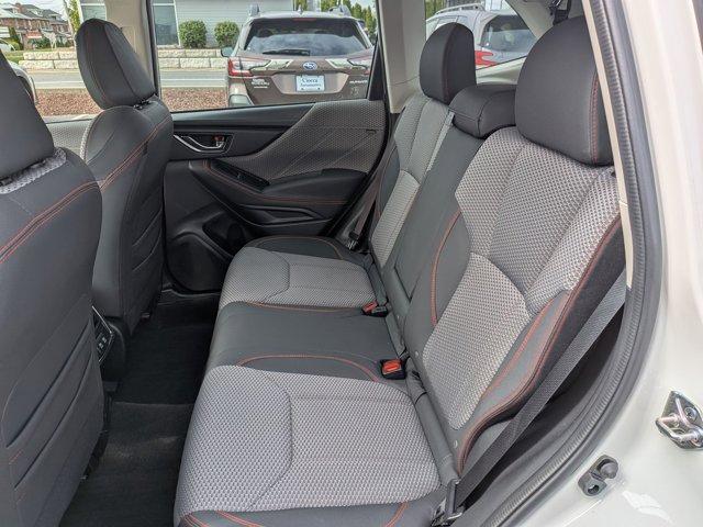 Photo of 2022 Crystal White Pearl Subaru Forester