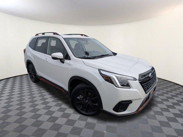 Photo of 2022 Crystal White Pearl Subaru Forester