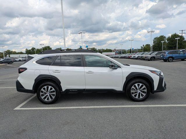 Photo of 2025 Crystal White Subaru Outback