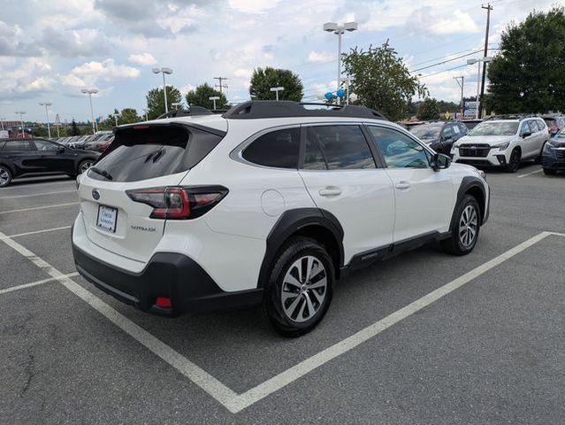 Photo of 2025 Crystal White Subaru Outback