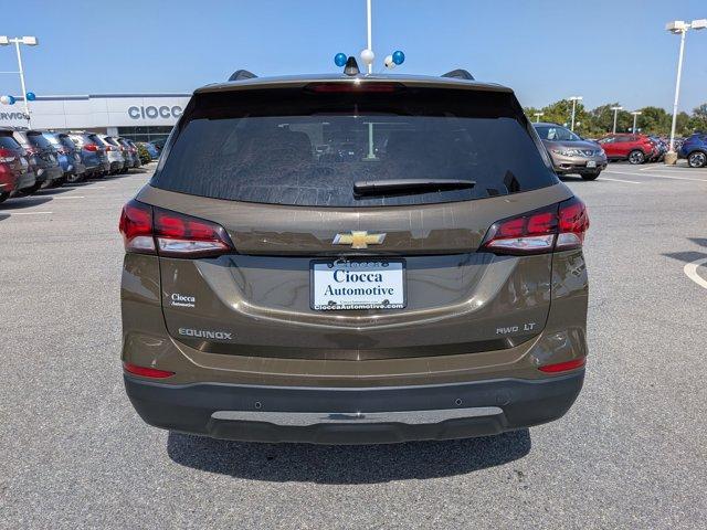 Photo of 2024 Harvest Gold / Bronze Chevrolet Equinox
