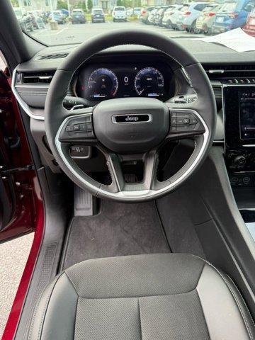 Photo of 2025 Velvet Red Pearlcoat Jeep Grand Cherokee