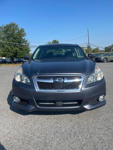 Photo of 2014 Carbide Gray Metallic Subaru Legacy