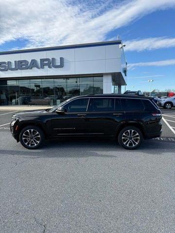 Photo of 2022 Diamond Black Jeep Grand Cherokee L