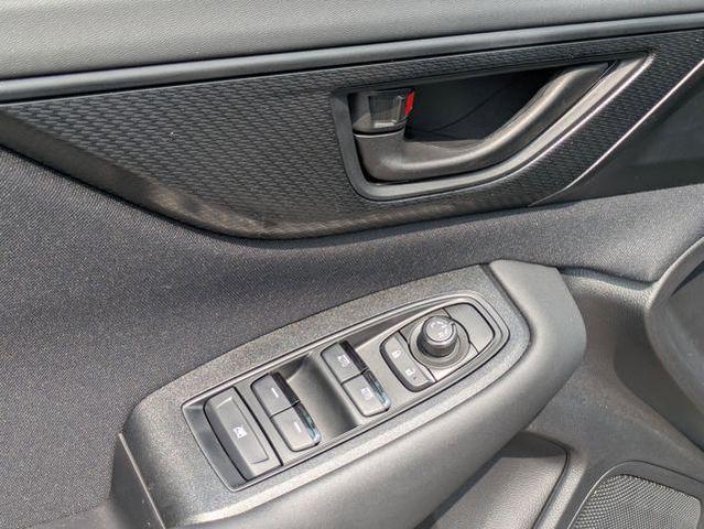 Photo of 2025 Gray Subaru Outback