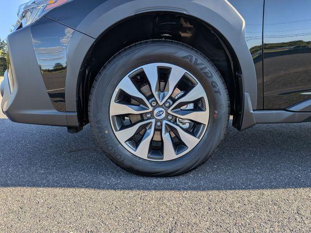 Photo of 2025 Black / Silver Subaru Outback