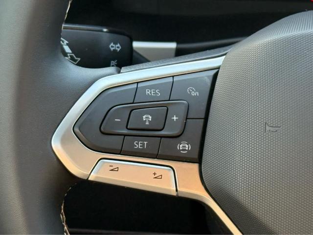 Photo of 2022 Platinum Gray Metallic Volkswagen Atlas Cross Sport