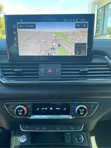 Photo of 2023 Glacier White Metallic Audi Q5