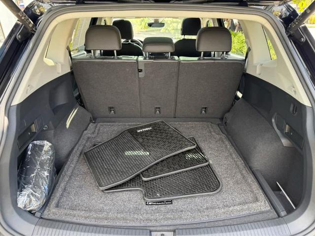 Photo of 2022 Deep Black Pearl Effect Volkswagen Tiguan