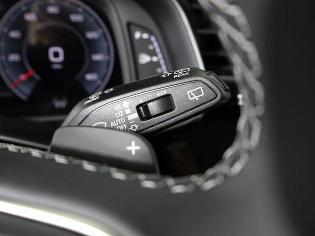 Photo of 2025 Samurai Gray Metallic Audi Q7
