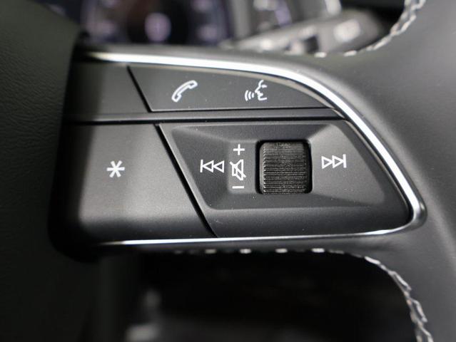 Photo of 2025 Samurai Gray Metallic Audi Q7