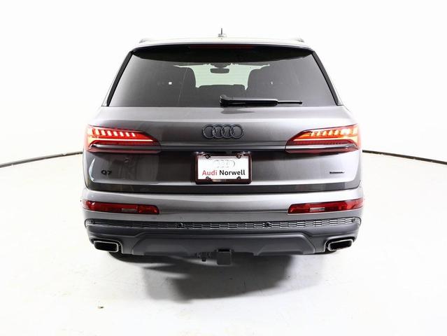 Photo of 2025 Samurai Gray Metallic Audi Q7
