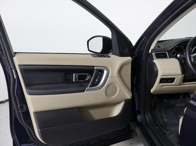 Photo of 2019 Blue Land Rover Discovery Sport