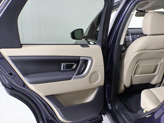 Photo of 2019 Blue Land Rover Discovery Sport