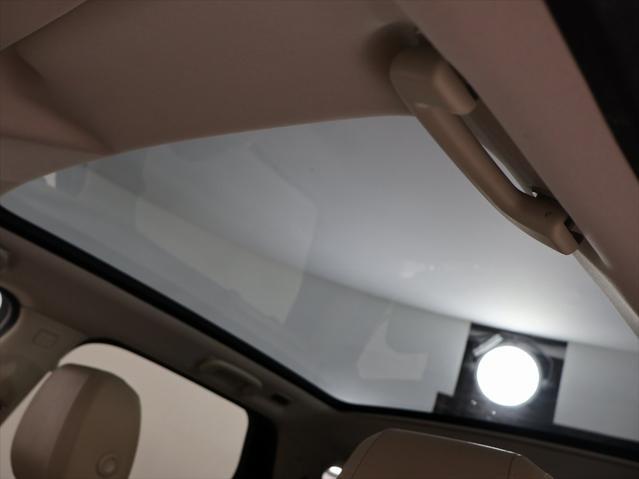 Photo of 2019 Blue Land Rover Discovery Sport