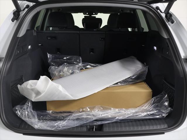 Photo of 2025 Glacier White Audi Q6 e-tron