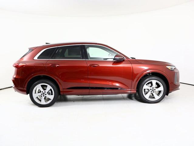 Photo of 2025 Grenadine Red Metallic Audi Q5