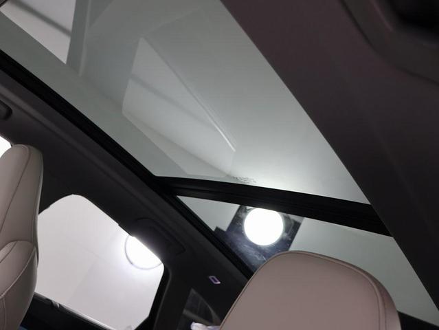 Photo of 2025 Grenadine Red Metallic Audi Q5