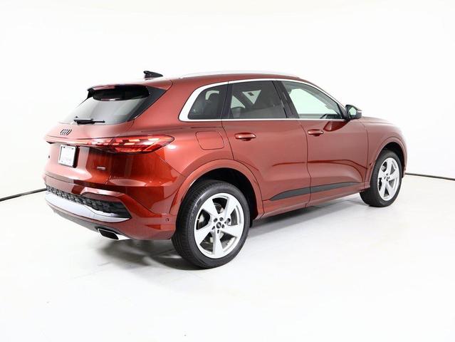 Photo of 2025 Grenadine Red Metallic Audi Q5