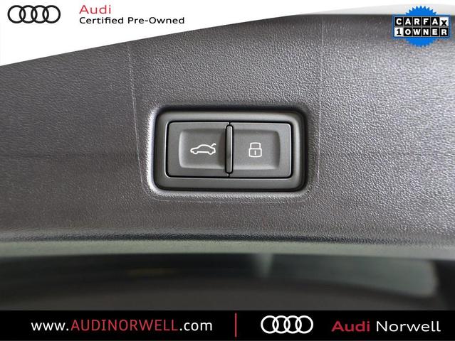 Photo of 2024 Glacier White Audi Q4 e-tron Sportback