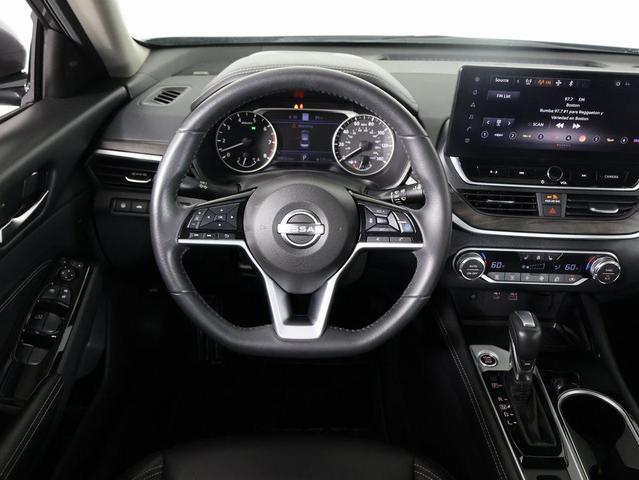 Photo of 2023 Gun Metallic Nissan Altima