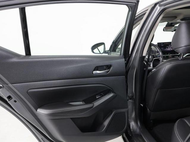 Photo of 2023 Gun Metallic Nissan Altima