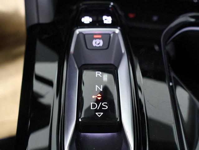 Photo of 2025 Mythos Black Metallic Audi Q5