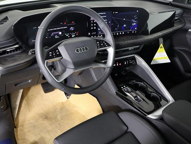 Photo of 2025 Mythos Black Metallic Audi Q5