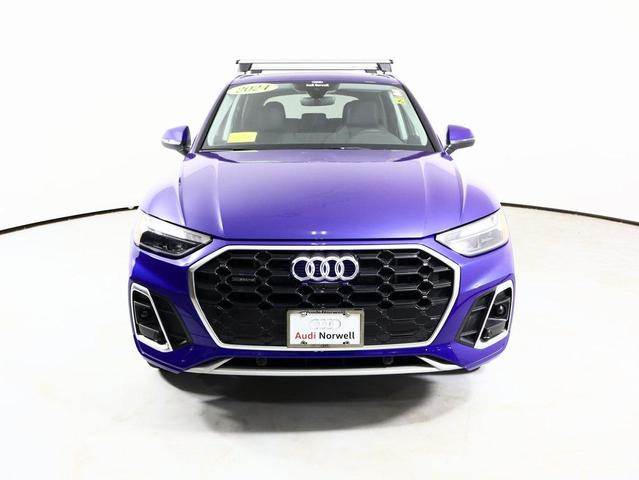 Photo of 2024 Ultra Blue Metallic Audi Q5 e