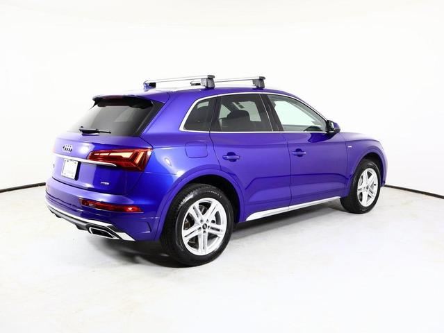 Photo of 2024 Ultra Blue Metallic Audi Q5 e