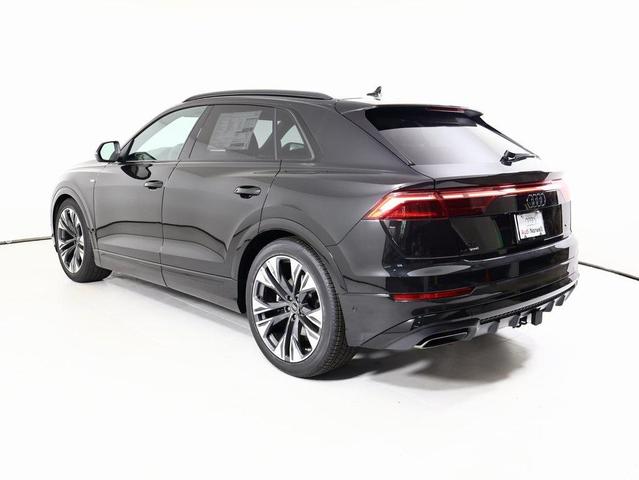 Photo of 2026 mythos black metallic Audi Q8
