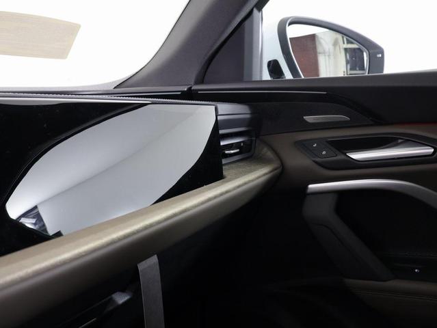 Photo of 2025 Glacier White Audi Q5