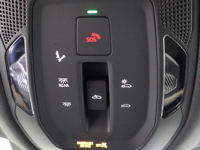 Photo of 2025 Glacier White Audi Q5