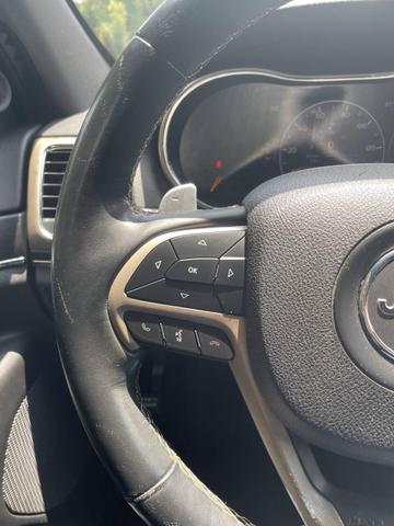 Photo of 2017 Black Jeep Grand Cherokee