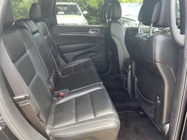 Photo of 2017 Black Jeep Grand Cherokee