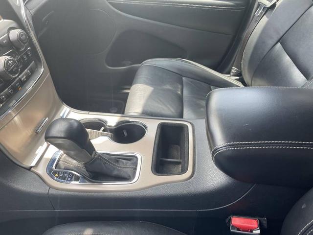 Photo of 2017 Black Jeep Grand Cherokee