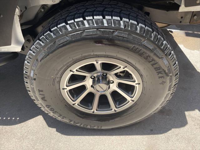 Photo of 2016 White Jeep Wrangler Unlimited
