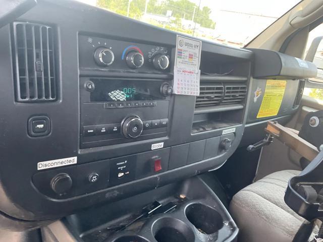 Photo of 2011 White Chevrolet Express 2500