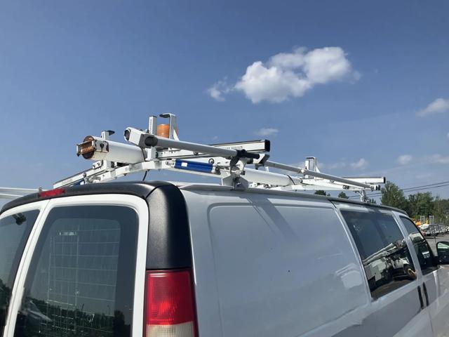 Photo of 2011 White Chevrolet Express 2500