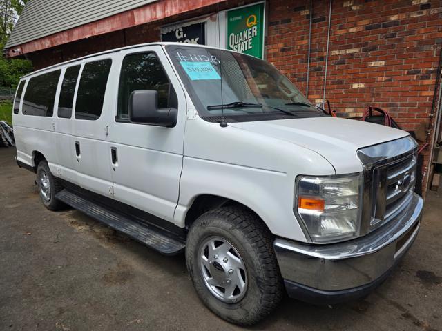 2012 Ford E350 Super Duty