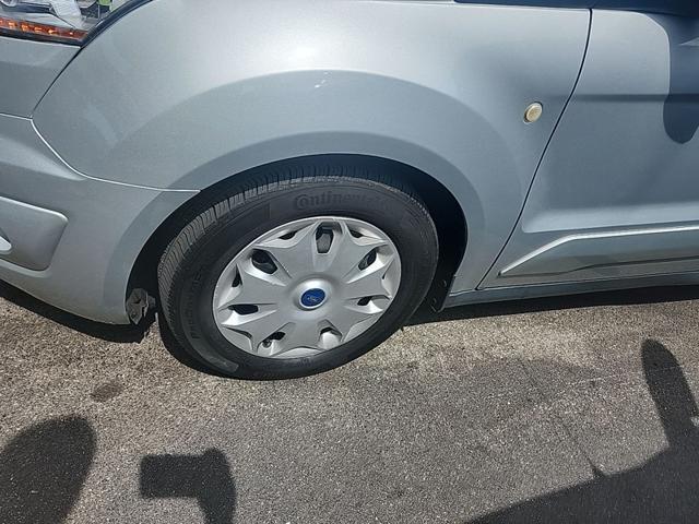 Photo of 2017 Silver Ford Transit Connect